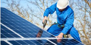 Installation Maintenance Panneaux Solaires Photovoltaïques à Neac